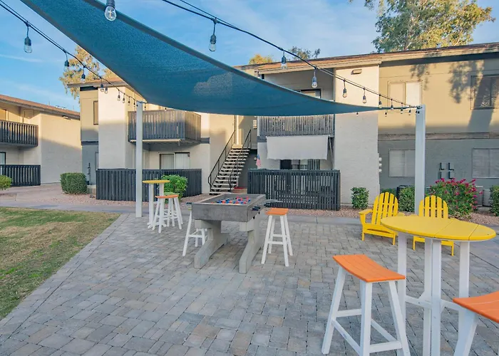 Apartment Free Parking King Bed Walk To Dining & Shops